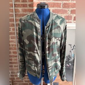 BB Dakota Camo Bomber